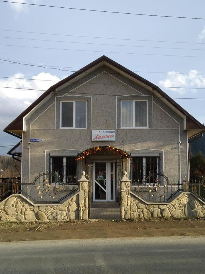 Лелека Guest House Dilyatyn Exterior foto